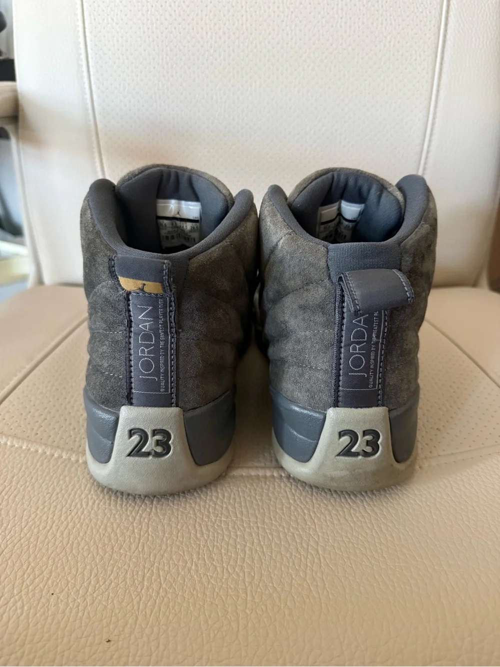 Jordan elegant dark